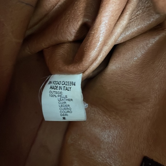 Beautiful Diesel bag  full leather and metal design. - Picture 6 of 7